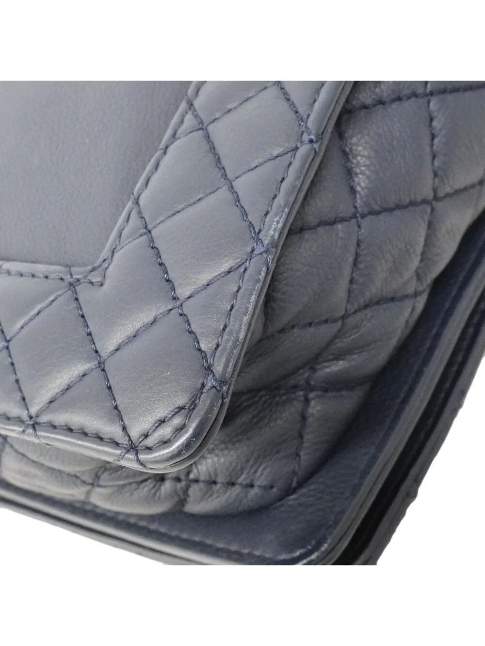 Chanel Shoulder Bag Boy Lambskin Navy Silver